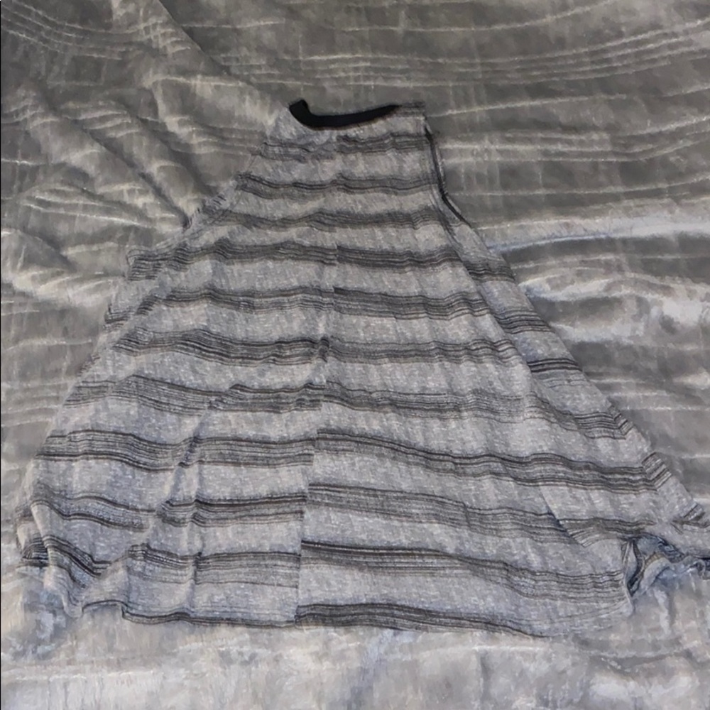 Black and gray racer tank - Picture 2 of 2